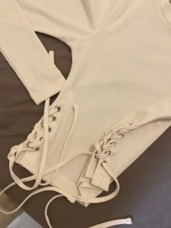 Haut manche long avec lacets - photo numéro 6