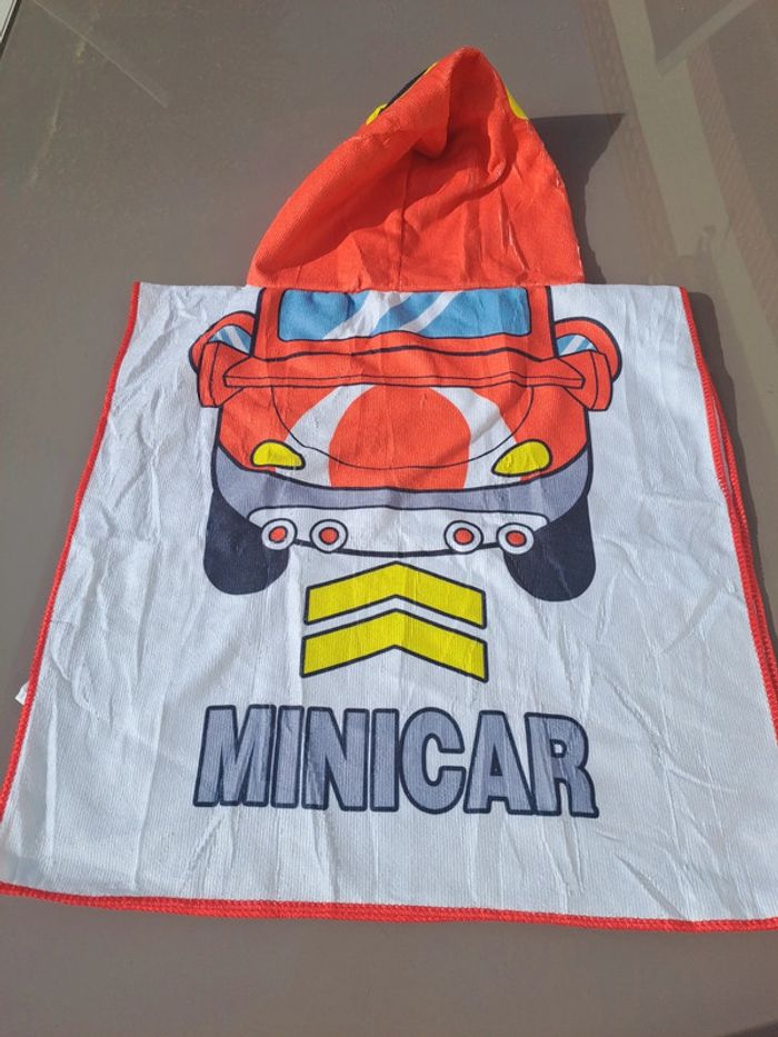 Cape de bain minicar - photo numéro 2