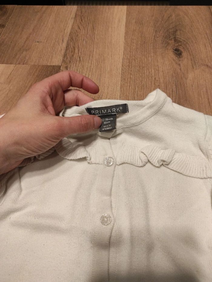Gilet Primark 18 mois - photo numéro 2