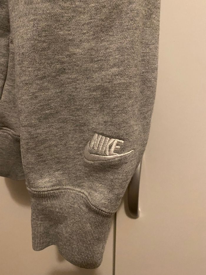 Pull nike - photo numéro 4