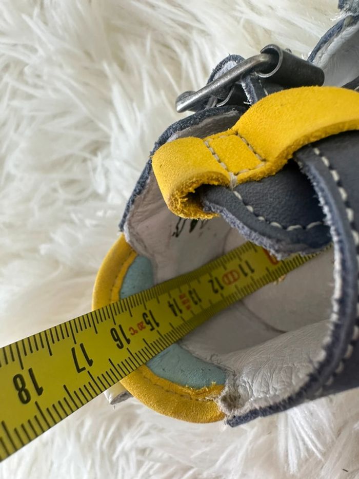 Paire de chaussures Babybotte taille 19 - photo numéro 6