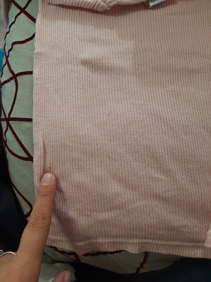 2 t shirts 4/5 ans - photo numéro 3