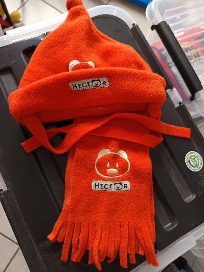 Bonnet et écharpe