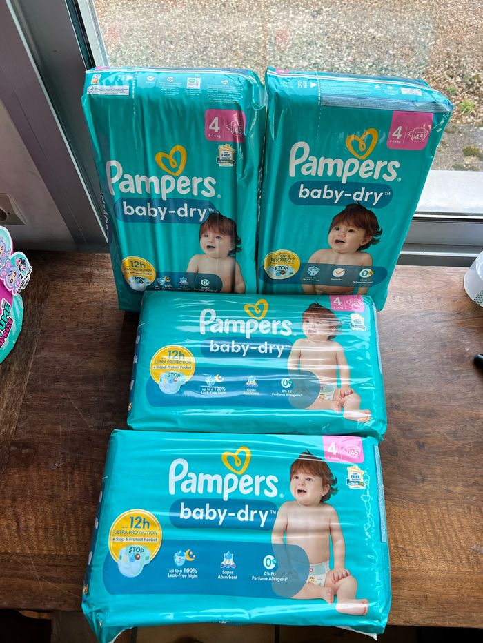 Couche taille 4 Pampers Baby Dey : 180 Couches (4*45) - photo numéro 3