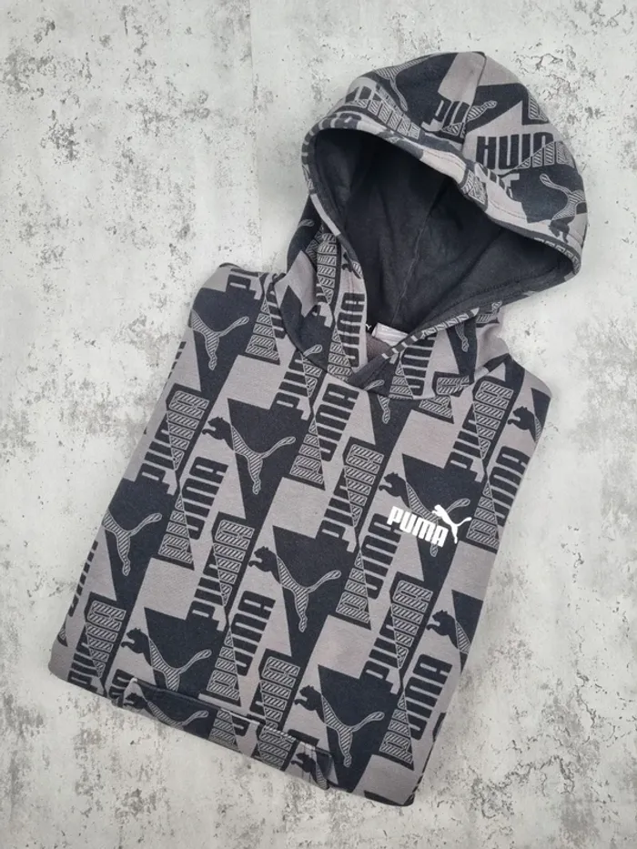 Pull à capuche Puma gris et noir – Taille 12 ans (mesures en photos)