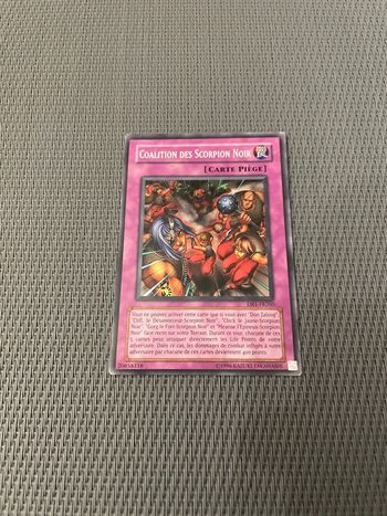 carte Yu-Gi-Oh! Coalition des Scorpion Noir DR1-FR260