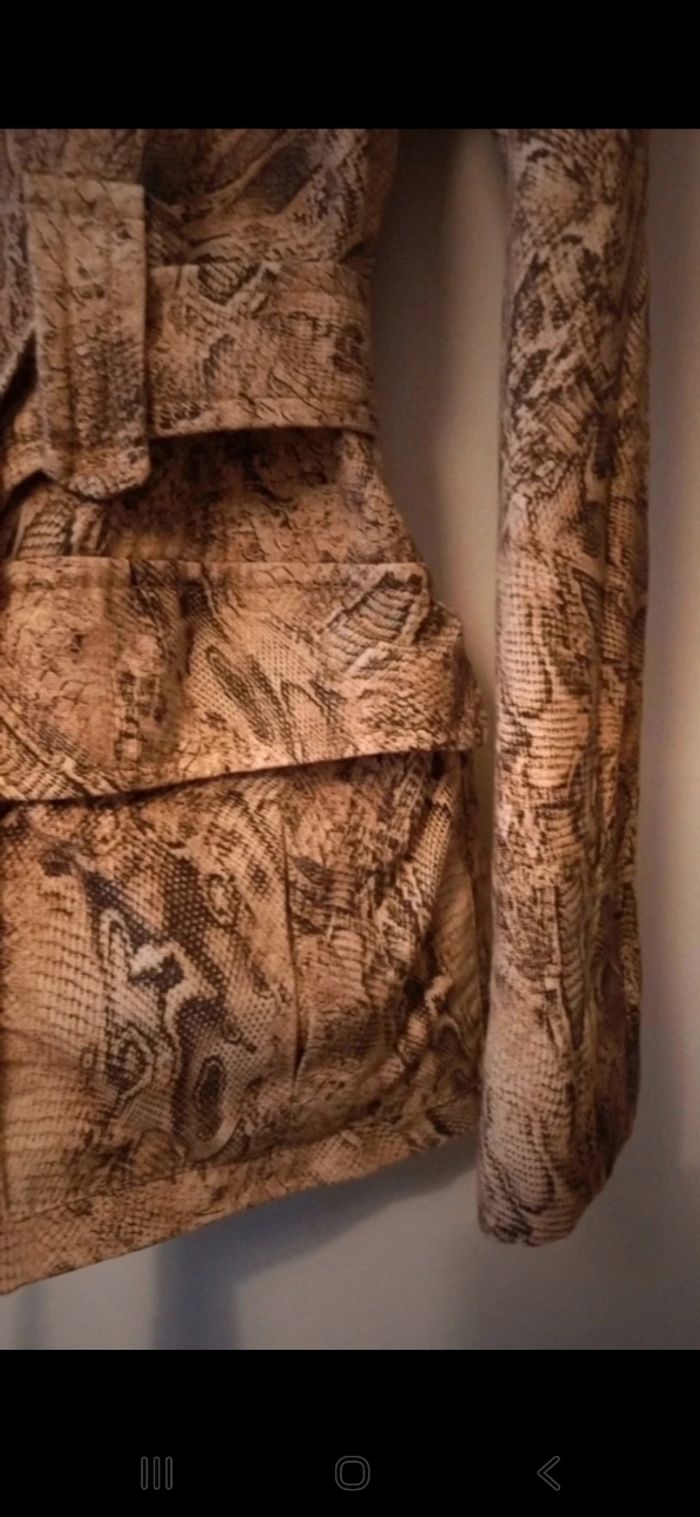Veste avec ceinture et poches  motif peau de serpent taille 40 sinequanone - photo numéro 4