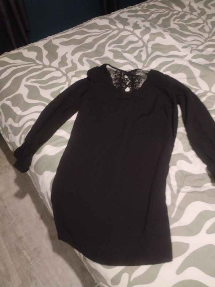 Petite robe noire - photo numéro 3