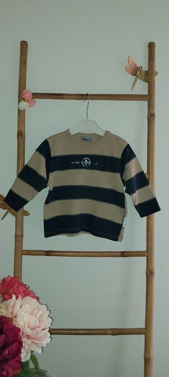 Sweat mariniere leger Ikks très bon etat 2 ans