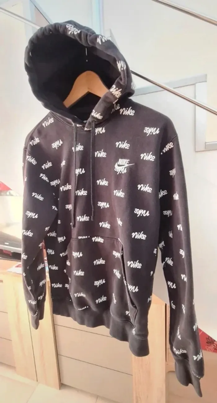 Sweat à capuche Nike taille XS - photo numéro 3