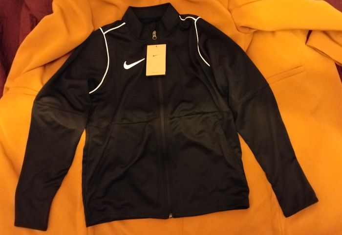 Gilet nike dri- fit 147/158cm neuf avec étiquette - photo numéro 6
