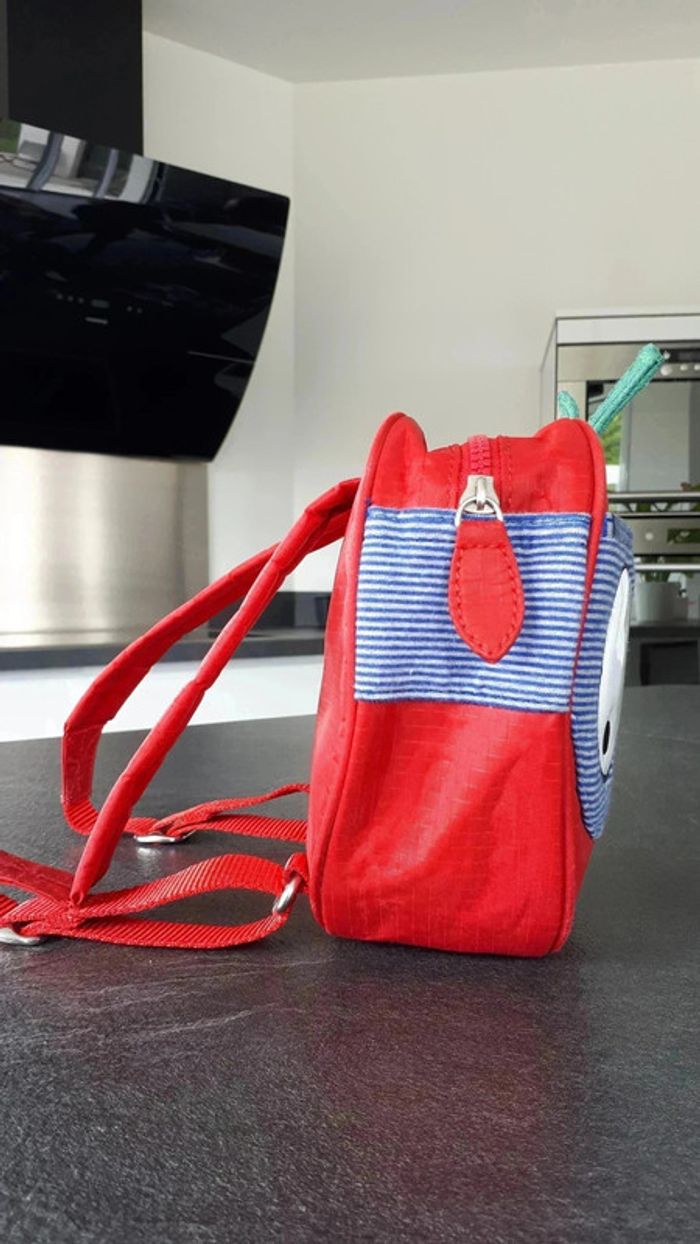 13 € 🍏 Sac à dos Pom d'Api – Forme de pomme 🎒 - photo numéro 2