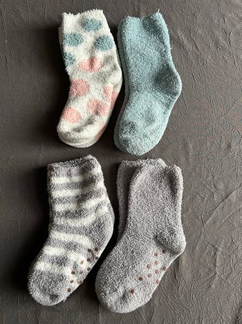 Lot de 4 paires de chaussettes nuit fille