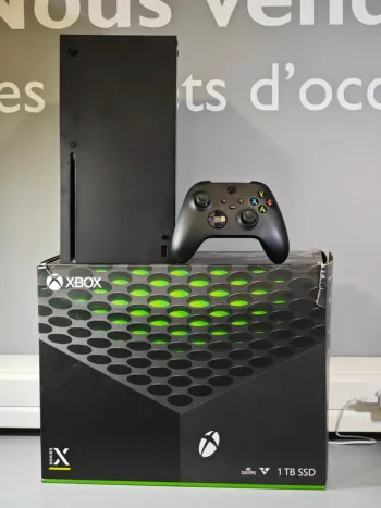 Console XBox Series X avec manette et boite