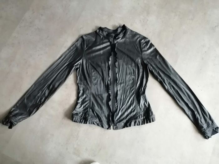 Blouson vinyl Taille 3 JC Trigon