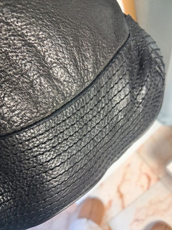 Ikks sac à main bandoulière besace en cuir noir - photo numéro 14