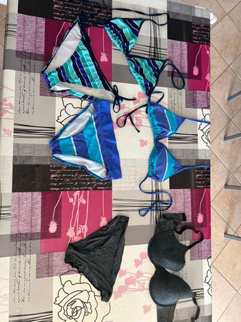 LOT DE MAILLOT BAIN 2 PIECES