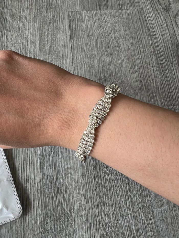 Bracelet à strass