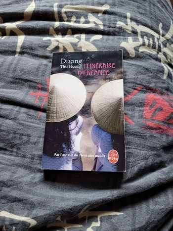 Itinéraire d enfance Duong Thu Huong