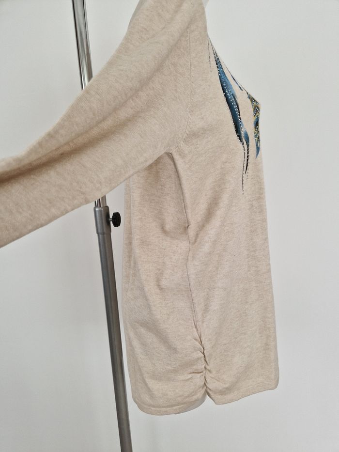 Haut beige crème motif plumes bleues H&L - photo numéro 8