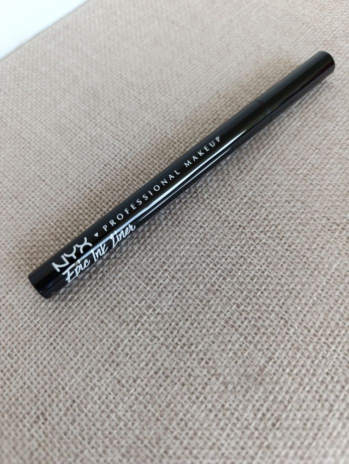 Crayon sourcil et eye liner - photo numéro 3