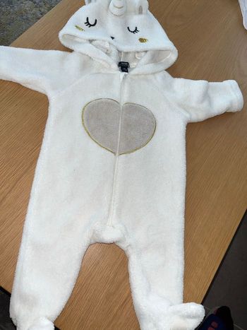 Combinaison 3 mois kiabi licorne