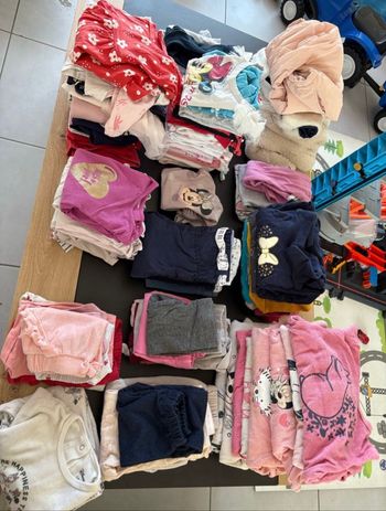 Lot vêtement 18 mois fille