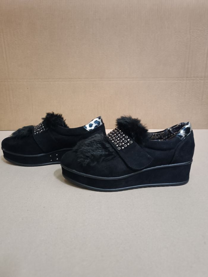 Chaussures Aclys taille 37 - photo numéro 4