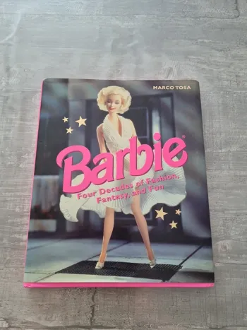 Livre Barbie Marco Tosa
