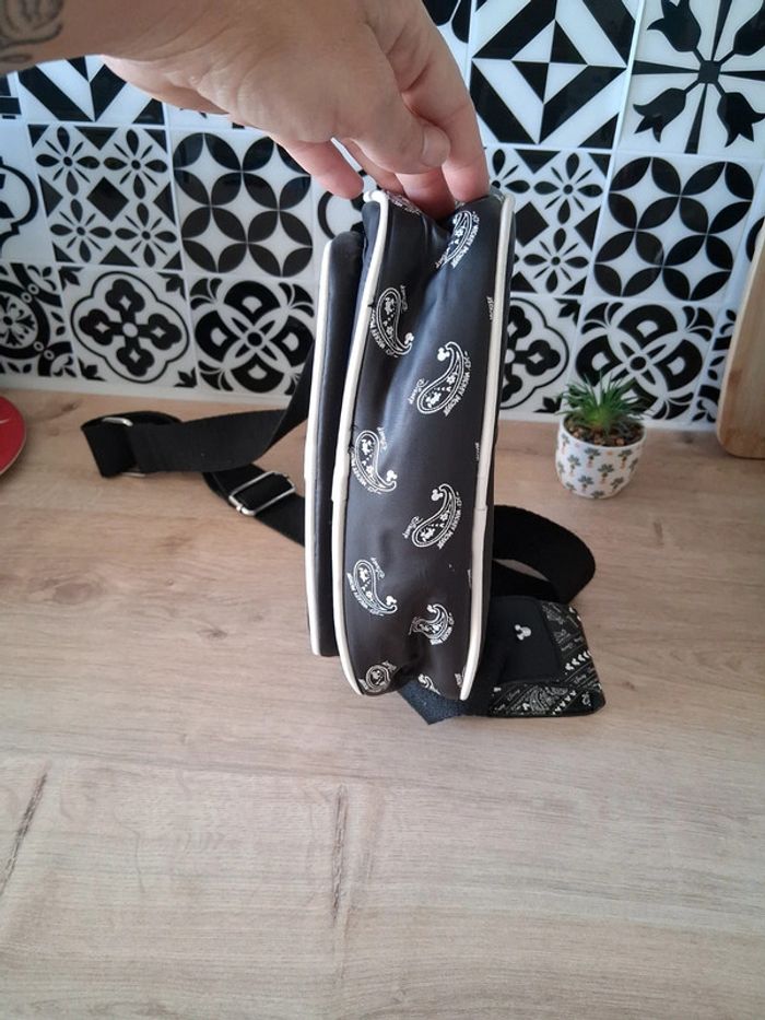Sac en bandoulière Mickey Mouse - photo numéro 6