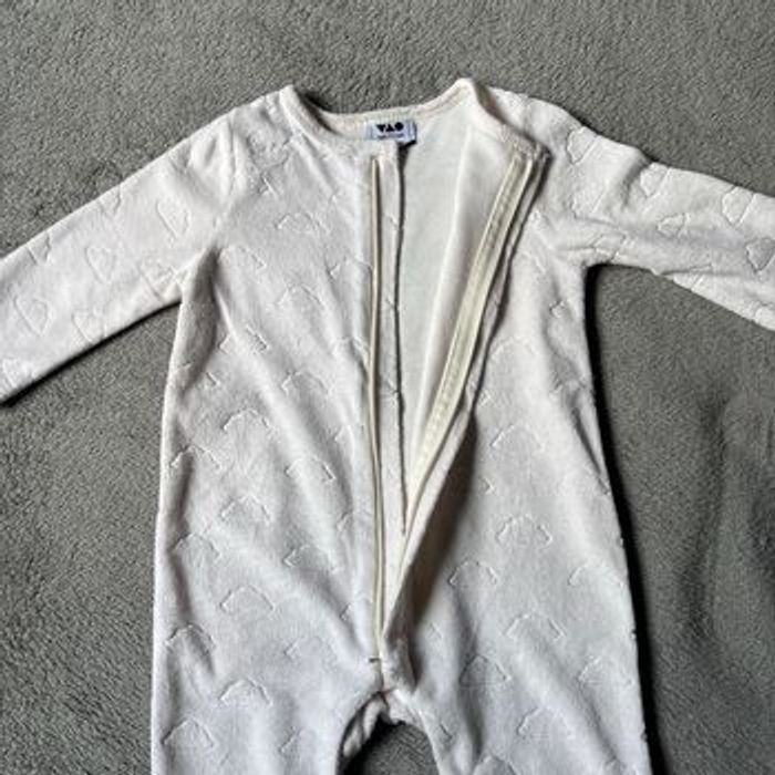 Grenouillère / pyjama - photo numéro 2