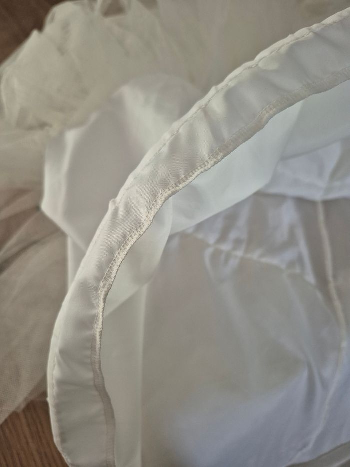 Jupon de mariée avec cerceau - photo numéro 3