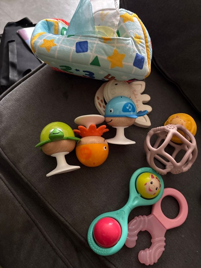 Lot de jouet - photo numéro 2