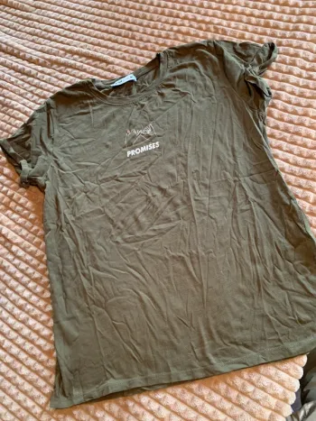T-shirt kaki