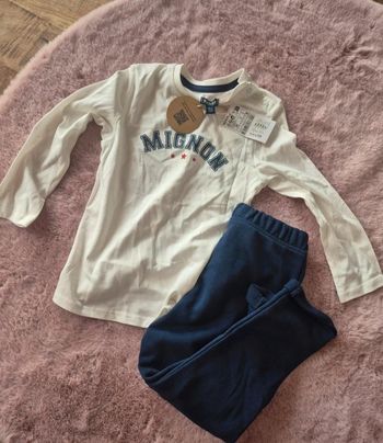 Ensemble pull et pantalon