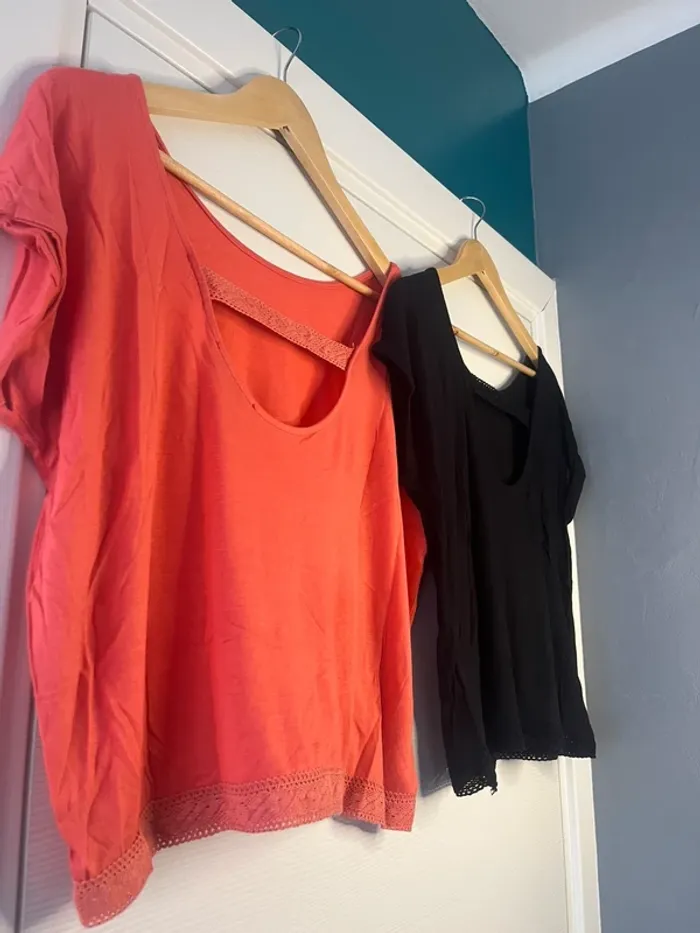 🔹 Lot de 2 T-shirts Fluides – Noir & Corail – Gémo 🔹 - photo numéro 3