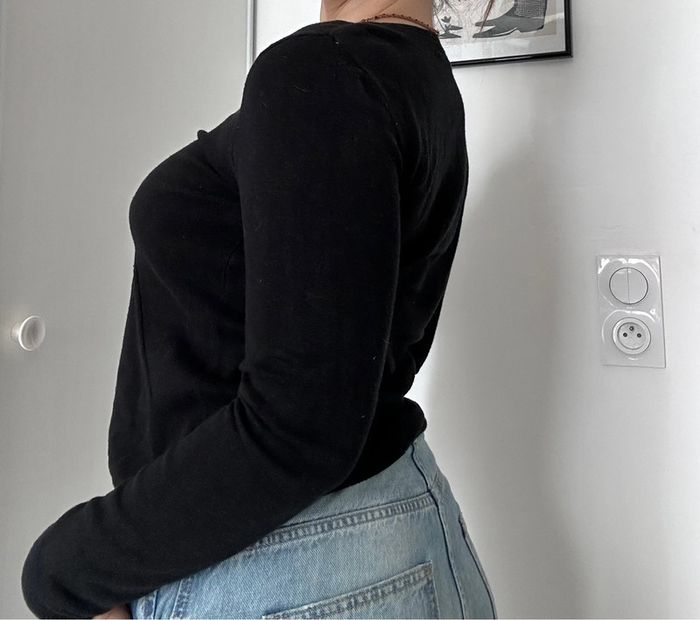 Pull fin Burton of London – Taille 38 – Col rond – Détails violets - photo numéro 3