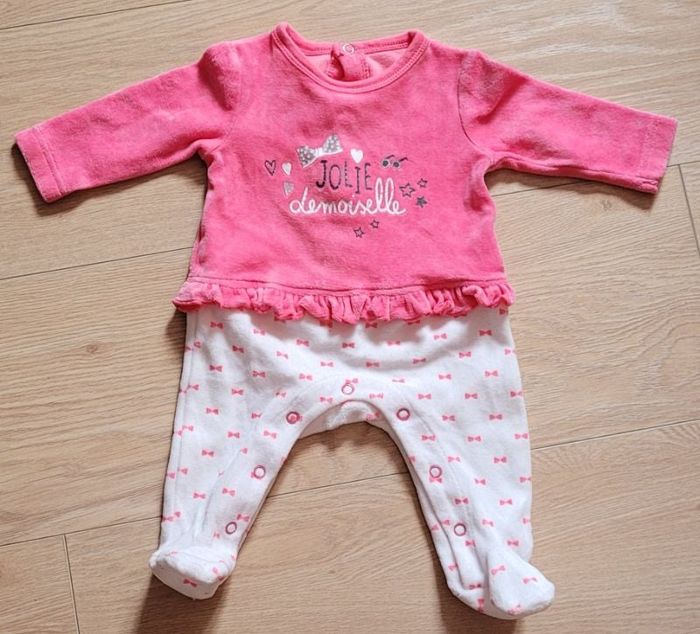 Pyjama velours rose et blanc 1 mois
