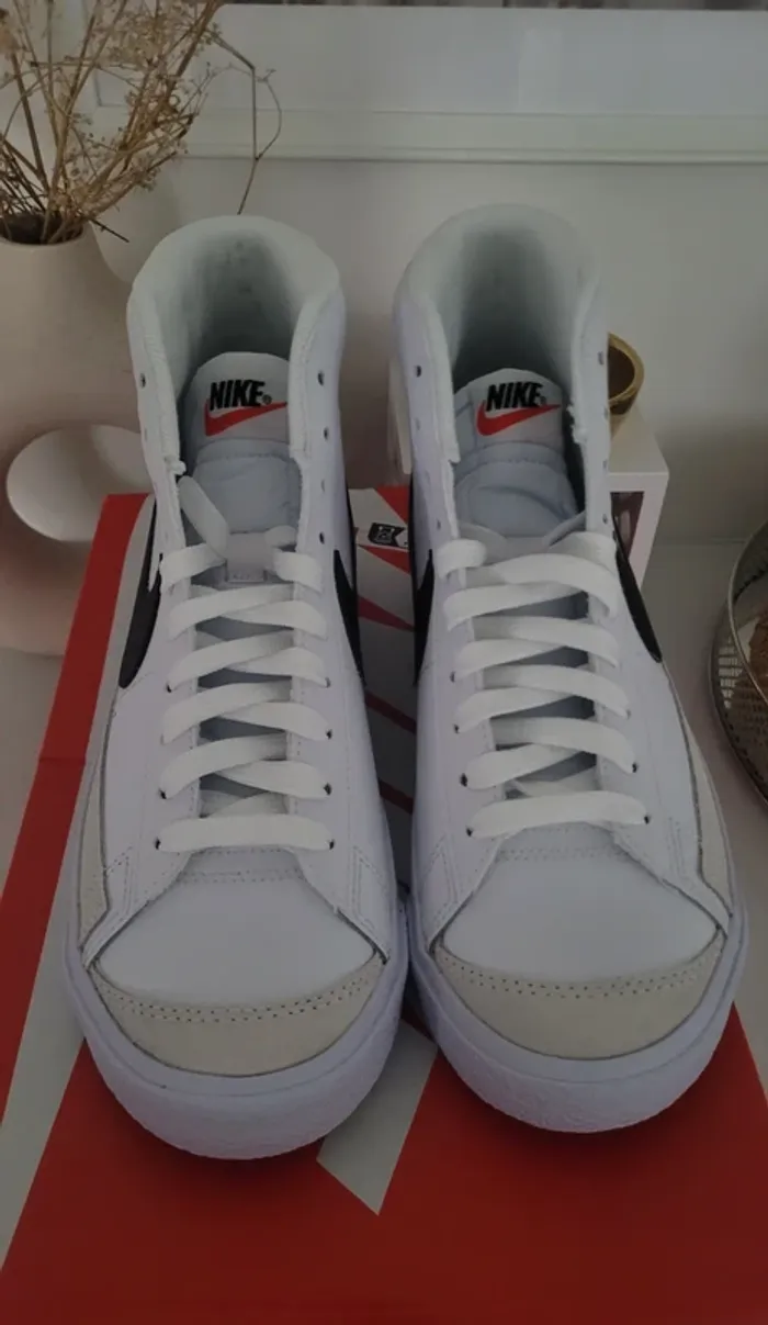 Nike Blazer Junior neuves 38.5 - photo numéro 16