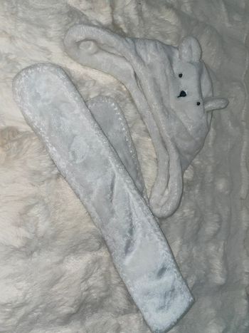 Bonnet et écharpe