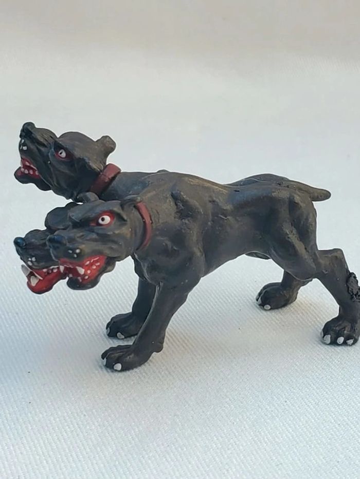 Figurines Plastoy Cerbere avec chevalier - photo numéro 10