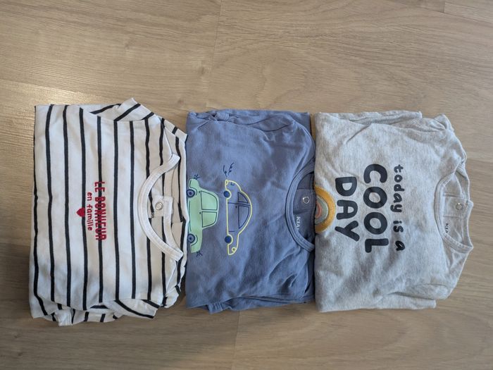 Lot pyjamas grenouillères 12mois