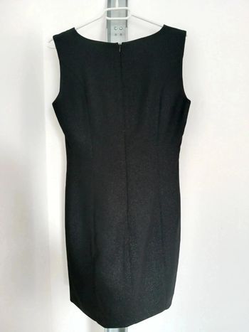 Robe noire pailletée sans manches Taille L40