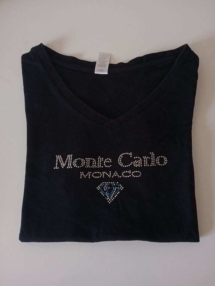 Tee-shirt noir sans manches. Taille S. Coton . Strass . Très bon état - photo numéro 3