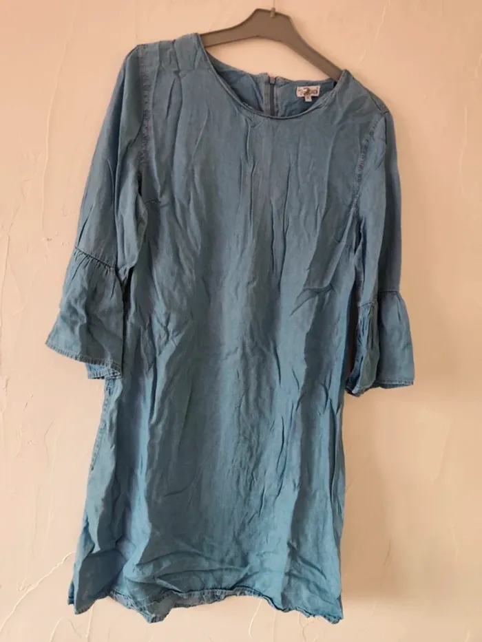 Superbe robe en jean fluide bleu up2fashion taille 42 - photo numéro 3