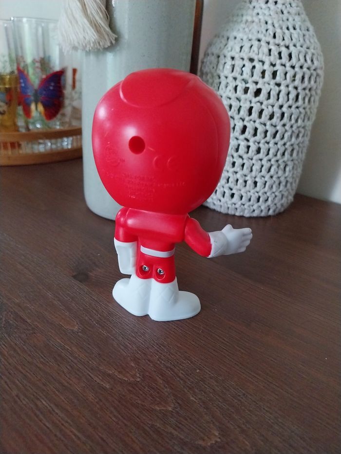 Power Rangers rouge Brody - photo numéro 3