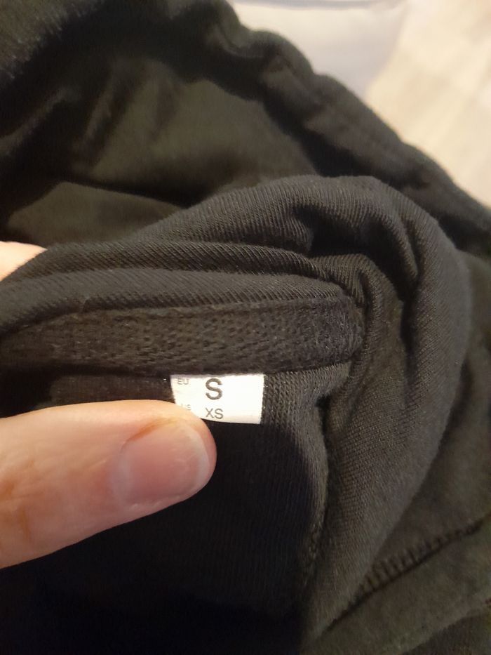 Pull teddy yacht club noir taille S - photo numéro 2