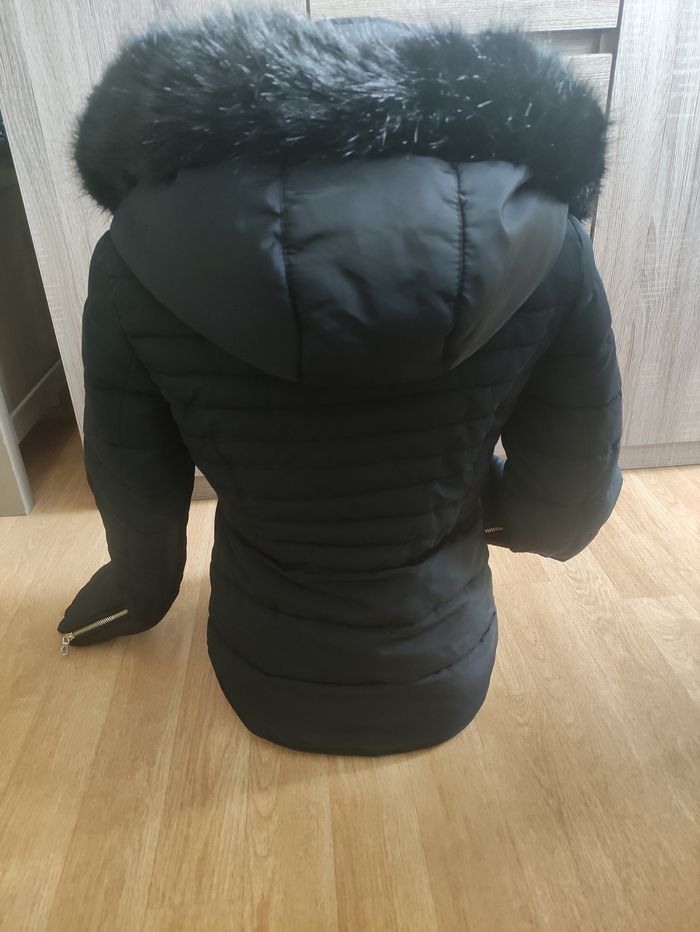 Doudoune Pimkie à capuche noire taille S - photo numéro 3