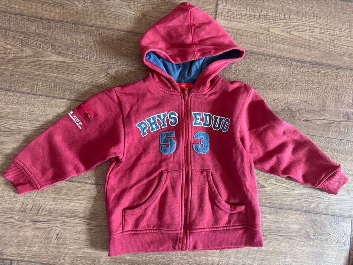Veste à capuche 5 ans