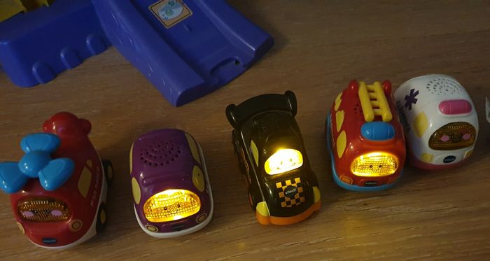 Circuit Maxi Looping Tut Tut Bolide Vtech + voitures - photo numéro 8